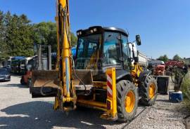 JCB, 4 CX