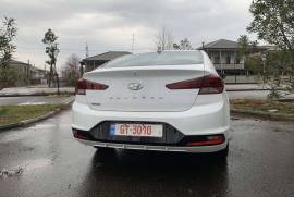 Hyundai, Elantra