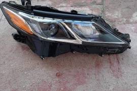 Autoparts, Lights and Bulbs, Front Headlights, TOYOTA 