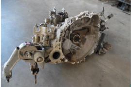 Autoparts, Gear box, bridge, cardan, Gearbox