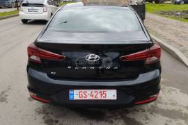 Hyundai, Elantra