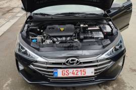 Hyundai, Elantra