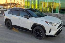 Toyota, RAV4