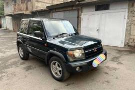 Mitsubishi, Pajero IO