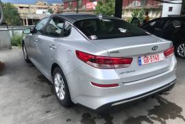 Kia, Optima