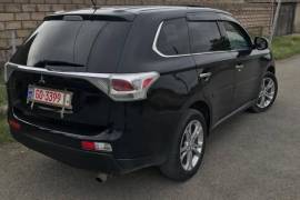 Mitsubishi, Outlander