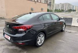 Hyundai, Elantra