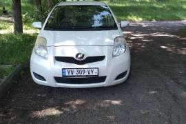 Toyota, Vitz