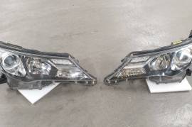 Autoparts, Lights and Bulbs, Front Headlights, TOYOTA 