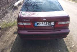 Nissan, Almera