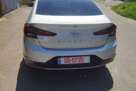 Hyundai, Elantra