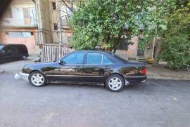 Mercedes-Benz, E CLASS, E 210