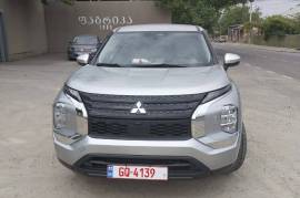 Mitsubishi, Outlander