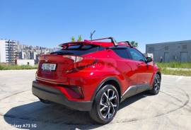 Toyota, C-HR