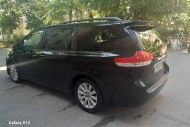 Toyota, Sienna