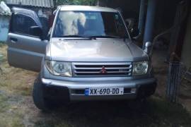 Mitsubishi, Pajero IO