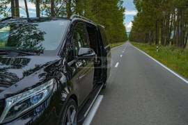 Mercedes-Benz, V-Class, V 220