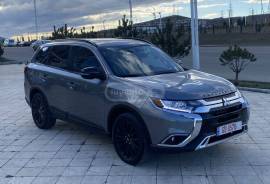 Mitsubishi, Outlander