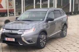 Mitsubishi, Outlander