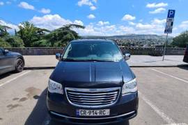 Chrysler, Town & Country