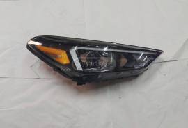 Autoparts, Lights and Bulbs, Front Headlights, HYUNDAI 