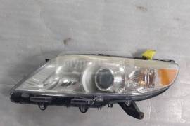 Autoparts, Lights and Bulbs, Front Headlights, TOYOTA 