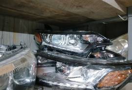 Autoparts, Lights and Bulbs, Front Headlights, MITSUBISHI 