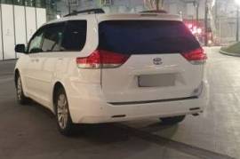 Toyota, Sienna