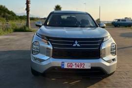 Mitsubishi, Outlander