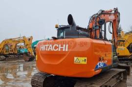 Hitachi, ZX 130