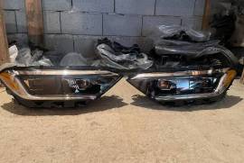 Autoparts, Lights and Bulbs, Front Headlights, VOLKSWAGEN 