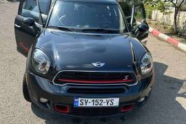 MINI, COUNTRYMAN