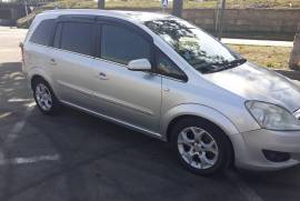 Opel, Zafira