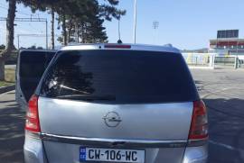 Opel, Zafira