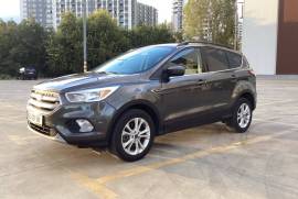 Ford, Escape