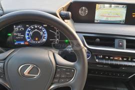 Lexus, UX series, UX250h