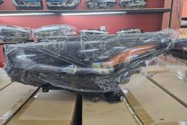 Autoparts, Lights and Bulbs, Front Headlights, TOYOTA 