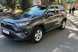 Toyota, RAV4