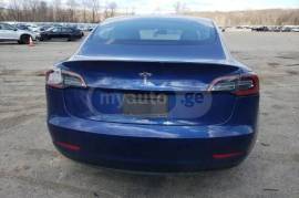 Tesla, Model S