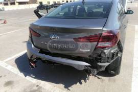 Hyundai, Elantra