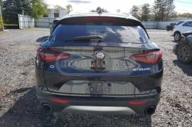 Alfa Romeo, Stelvio