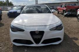 Alfa Romeo, Giulia